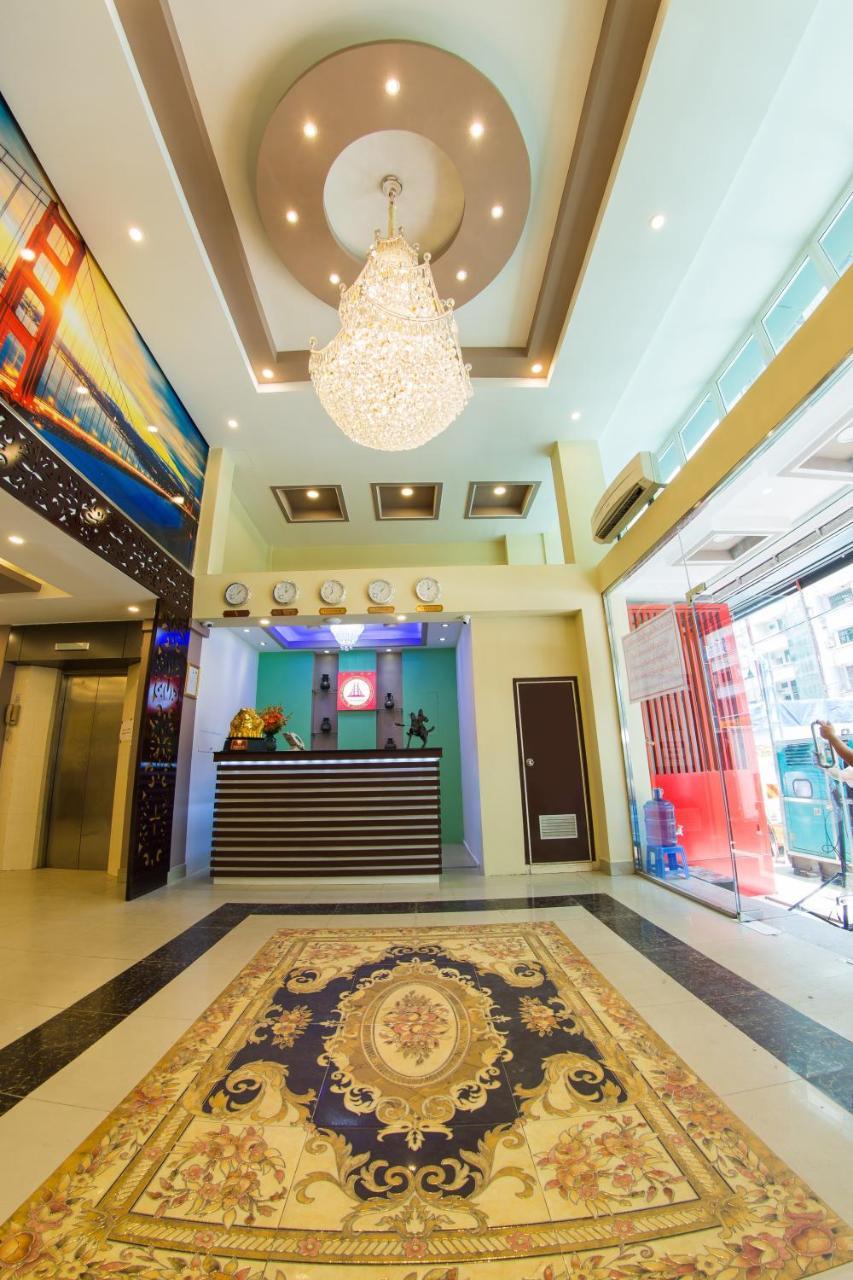 Golden Gate China Town Hotel 3*